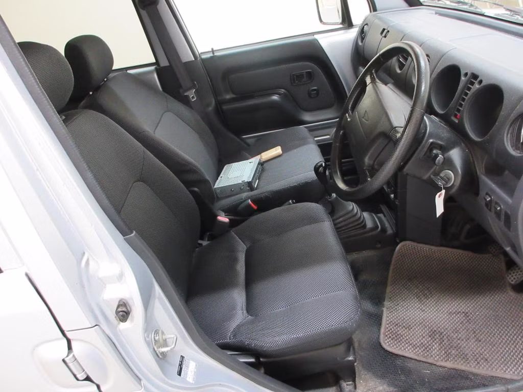 DAIHATSU NAKED