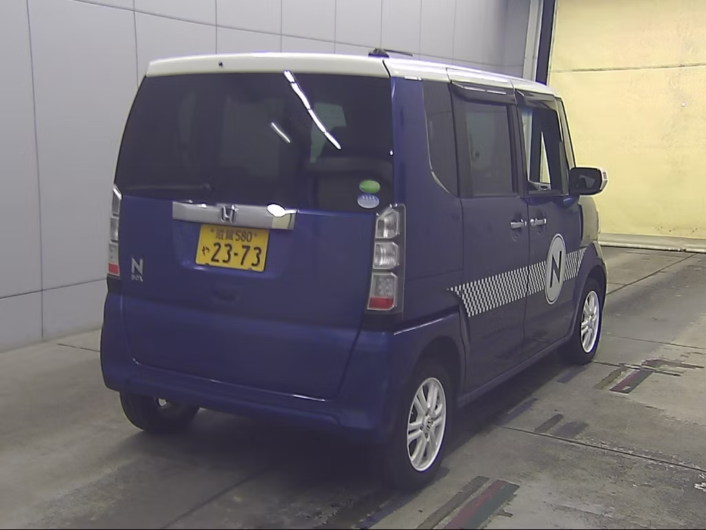 HONDA N-BOX