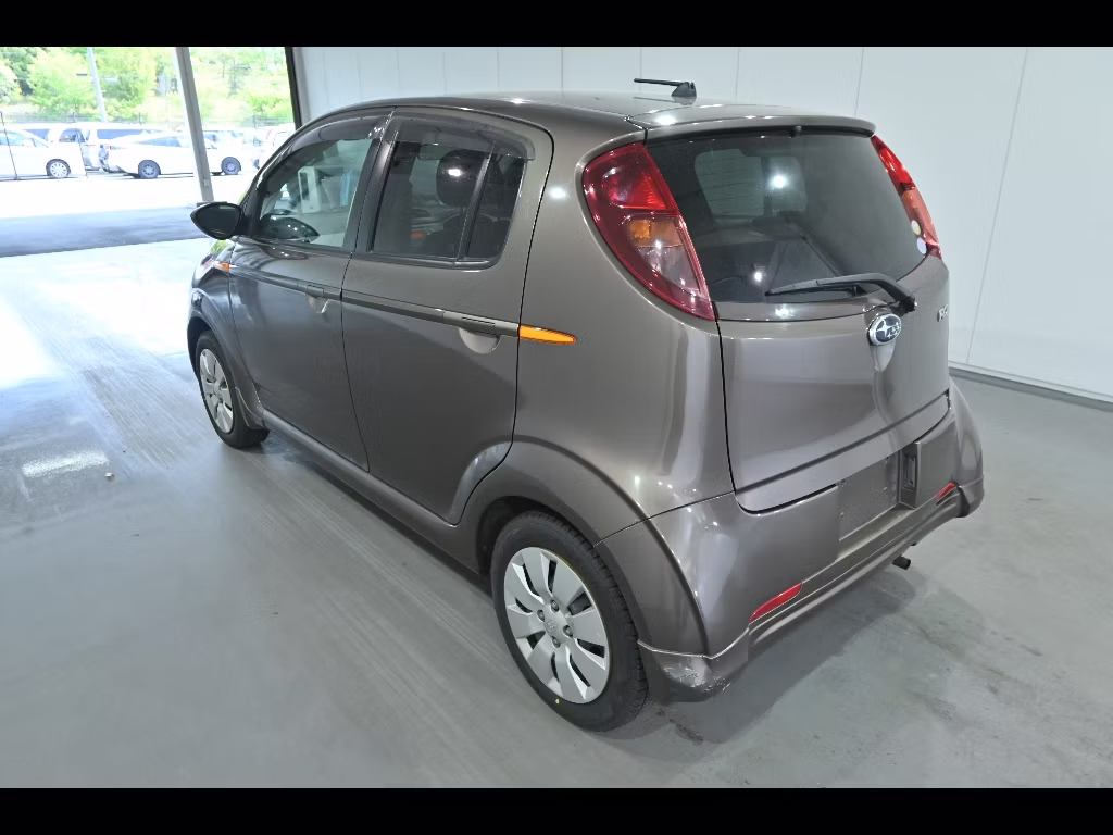 SUBARU R2