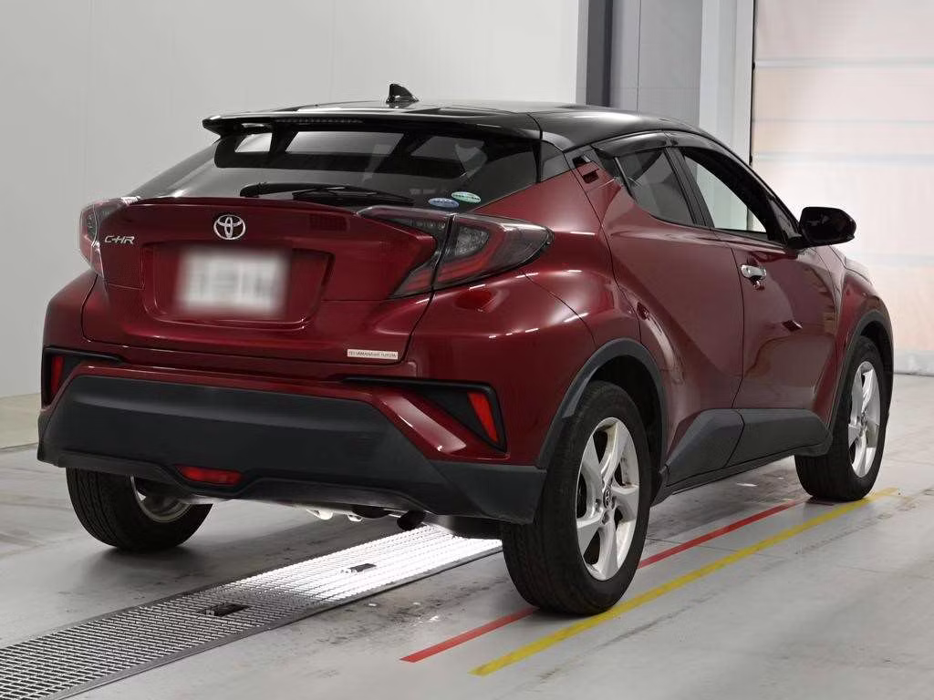 TOYOTA C-HR