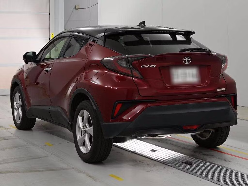TOYOTA C-HR