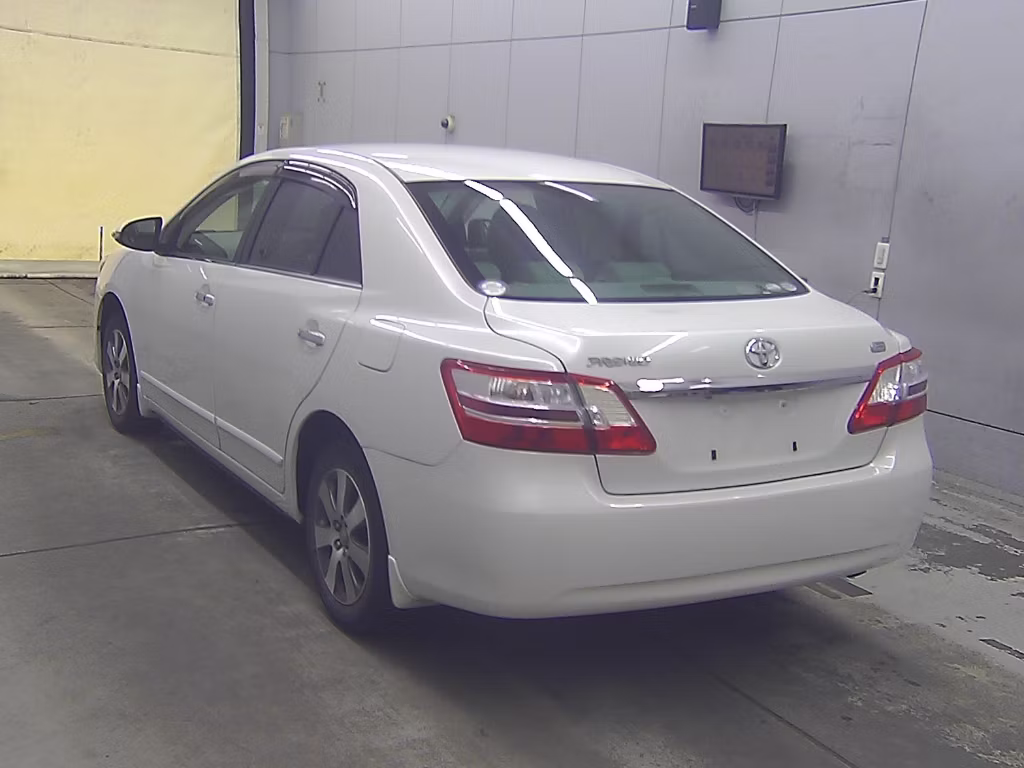 TOYOTA PREMIO