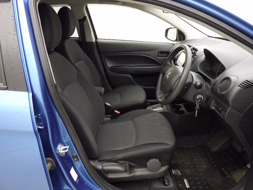 MITSUBISHI MIRAGE