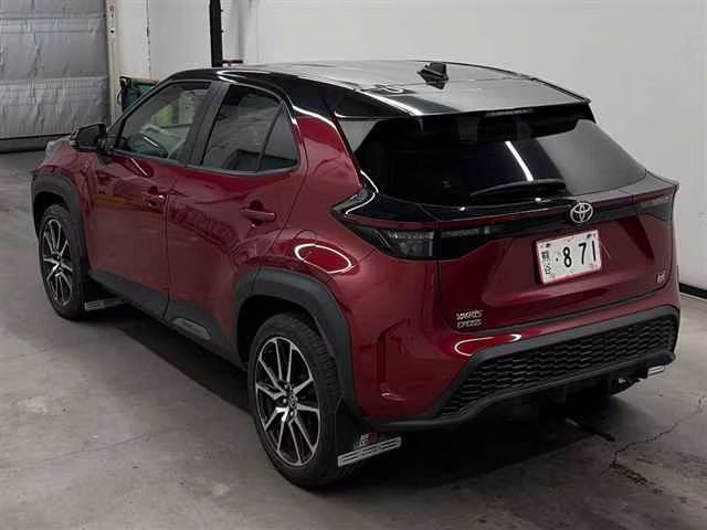 TOYOTA YARIS CROSS
