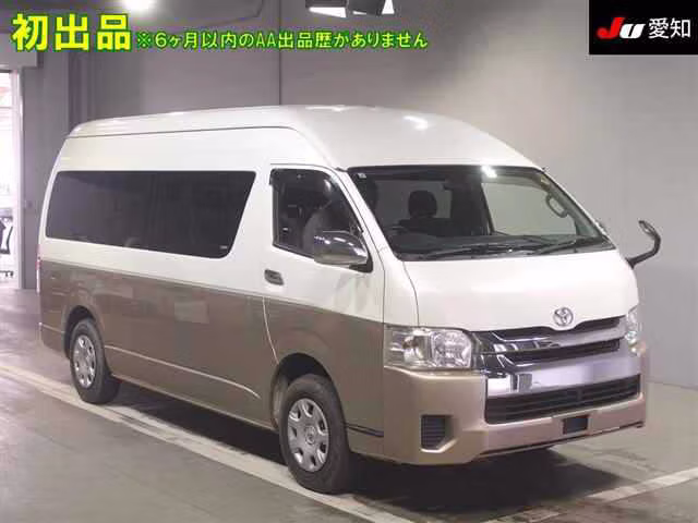 TOYOTA HIACE