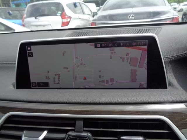BMW 7-SERIES