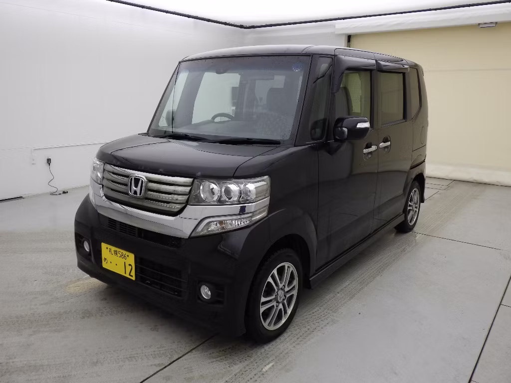 HONDA N-BOX+