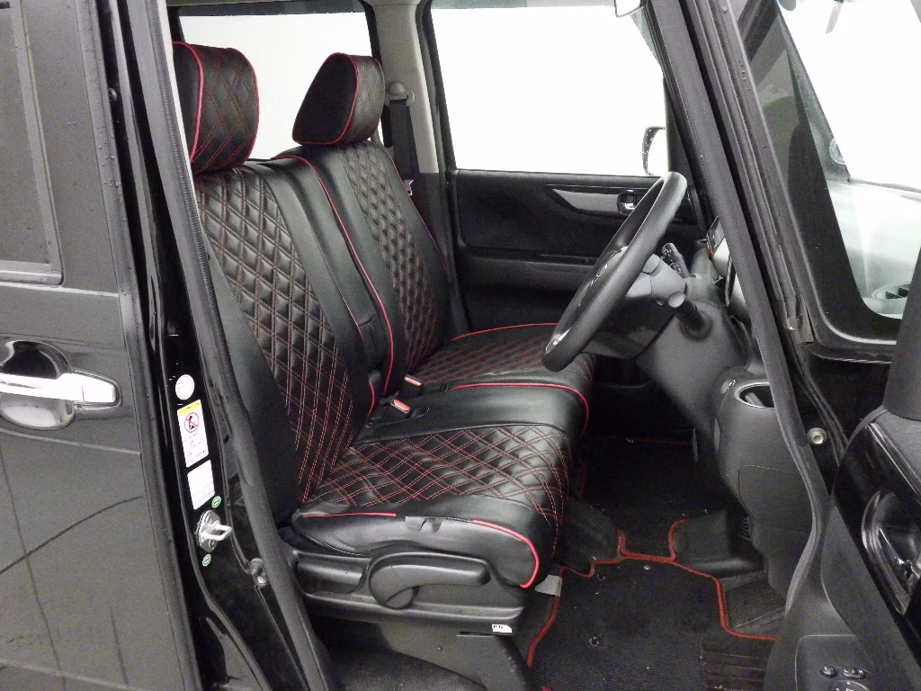 HONDA N-BOX+