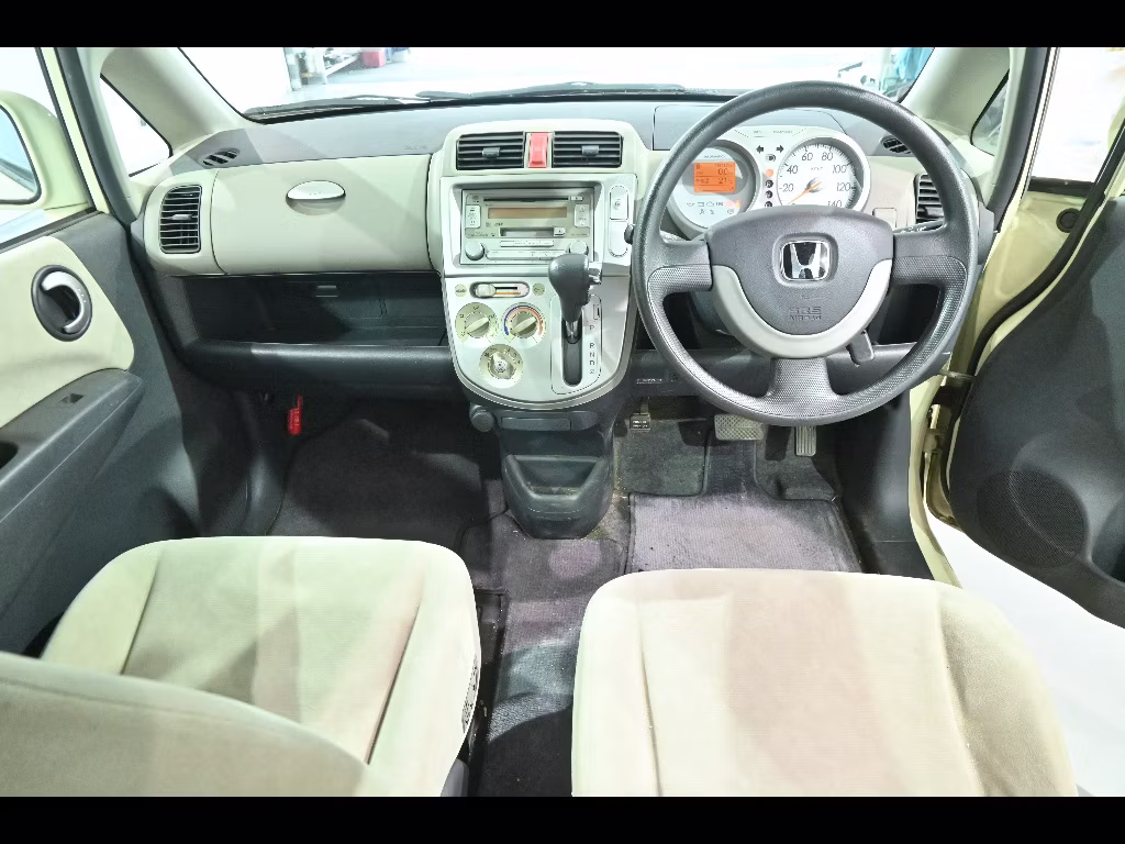 HONDA LIFE