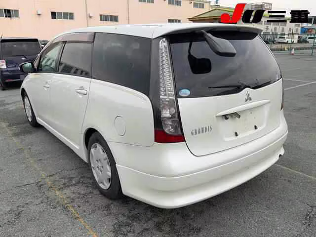 MITSUBISHI GRANDIS
