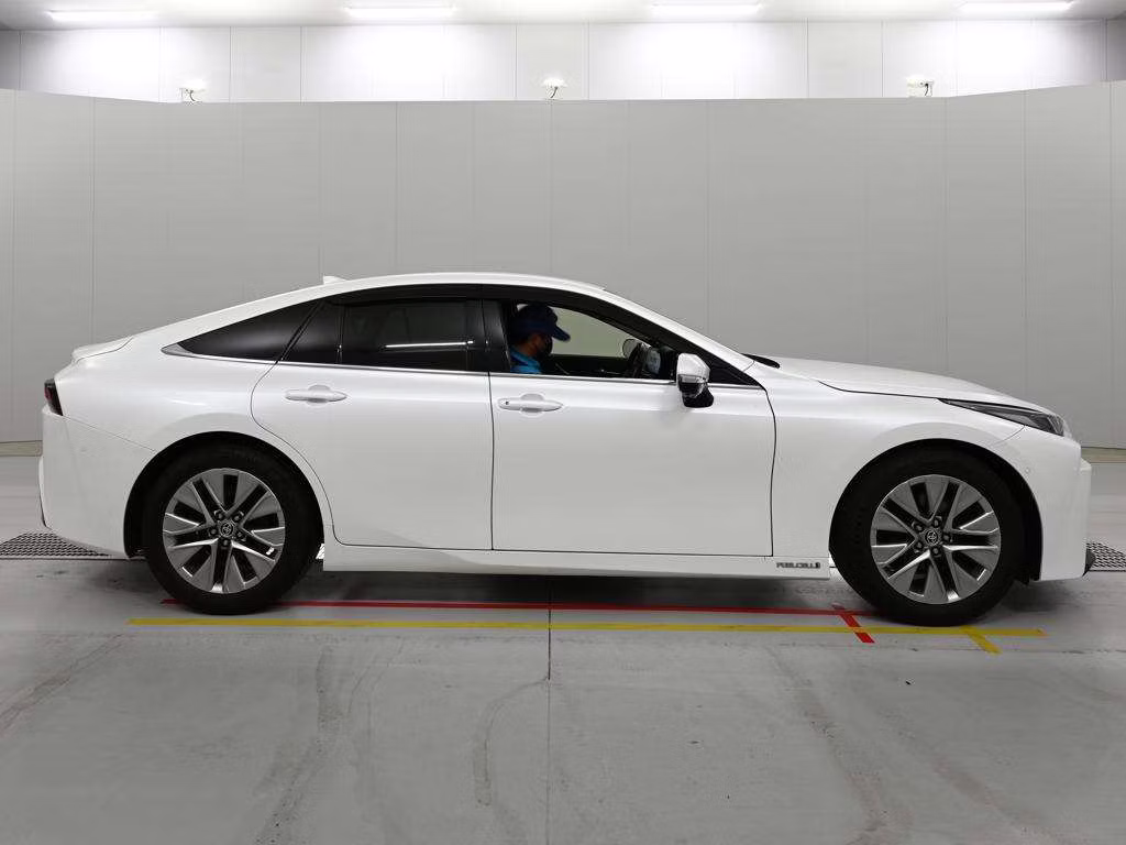 TOYOTA MIRAI