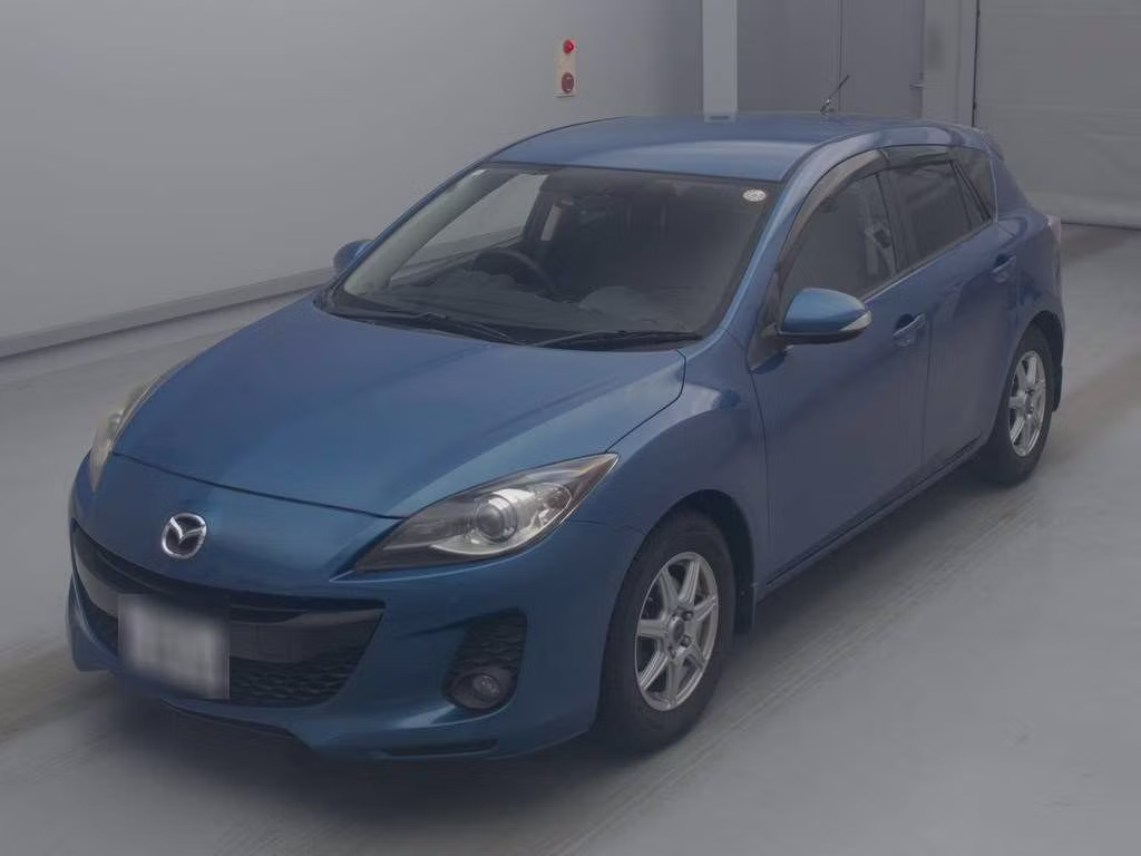 MAZDA AXELA