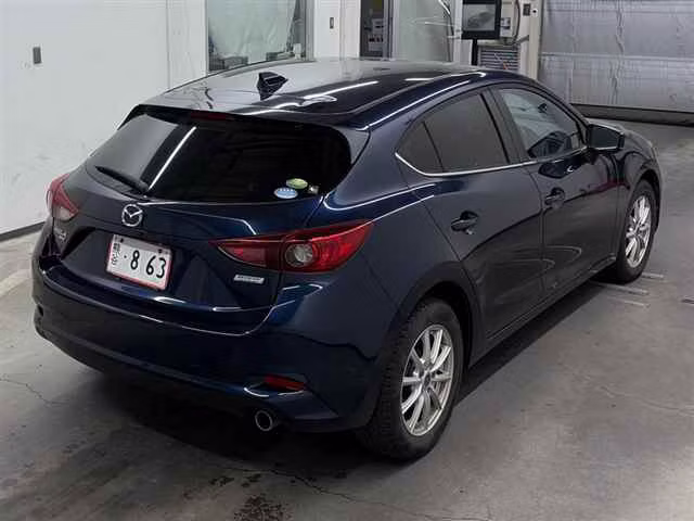 MAZDA AXELA