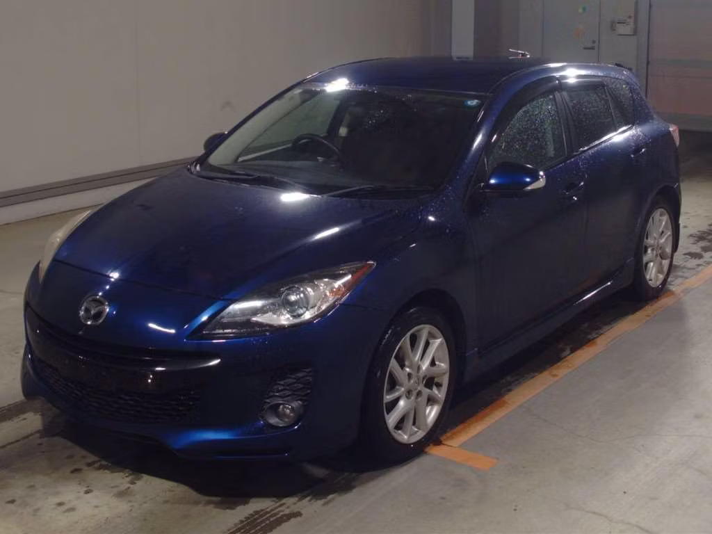 MAZDA AXELA