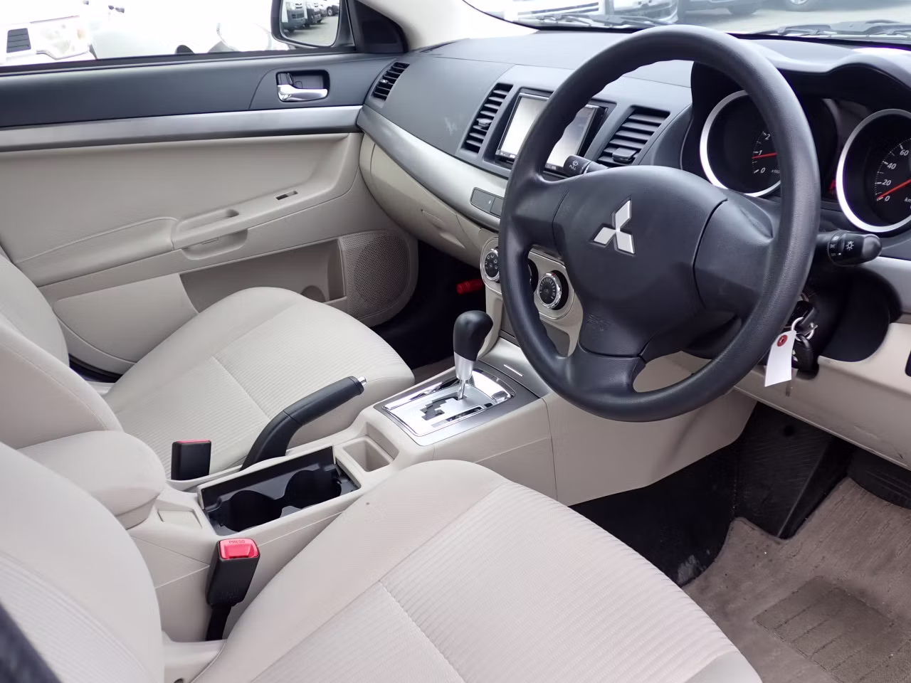 MITSUBISHI GALANT FORTIS