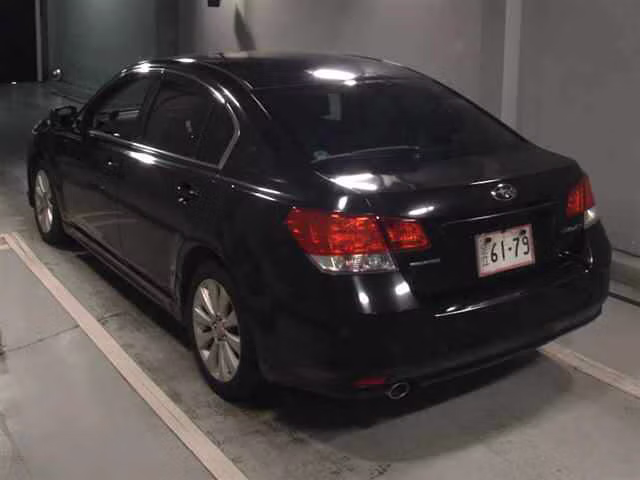SUBARU LEGACY B4