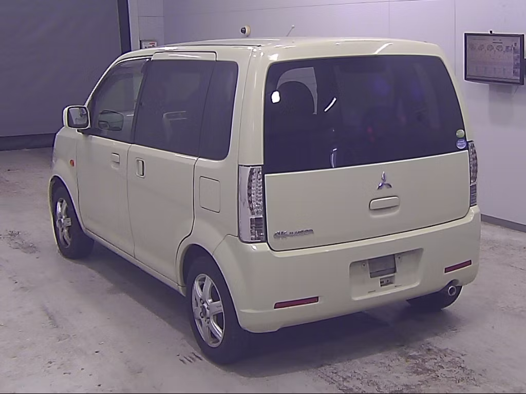 MITSUBISHI EK WAGON