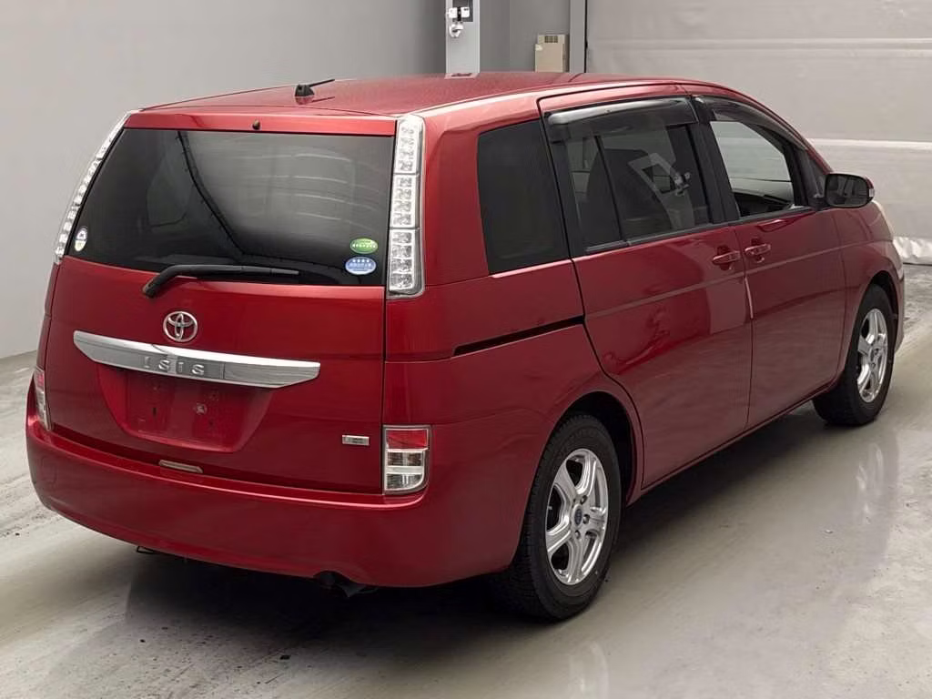 TOYOTA ISIS