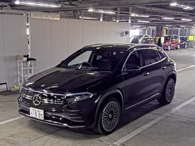 MERCEDES-BENZ EQA