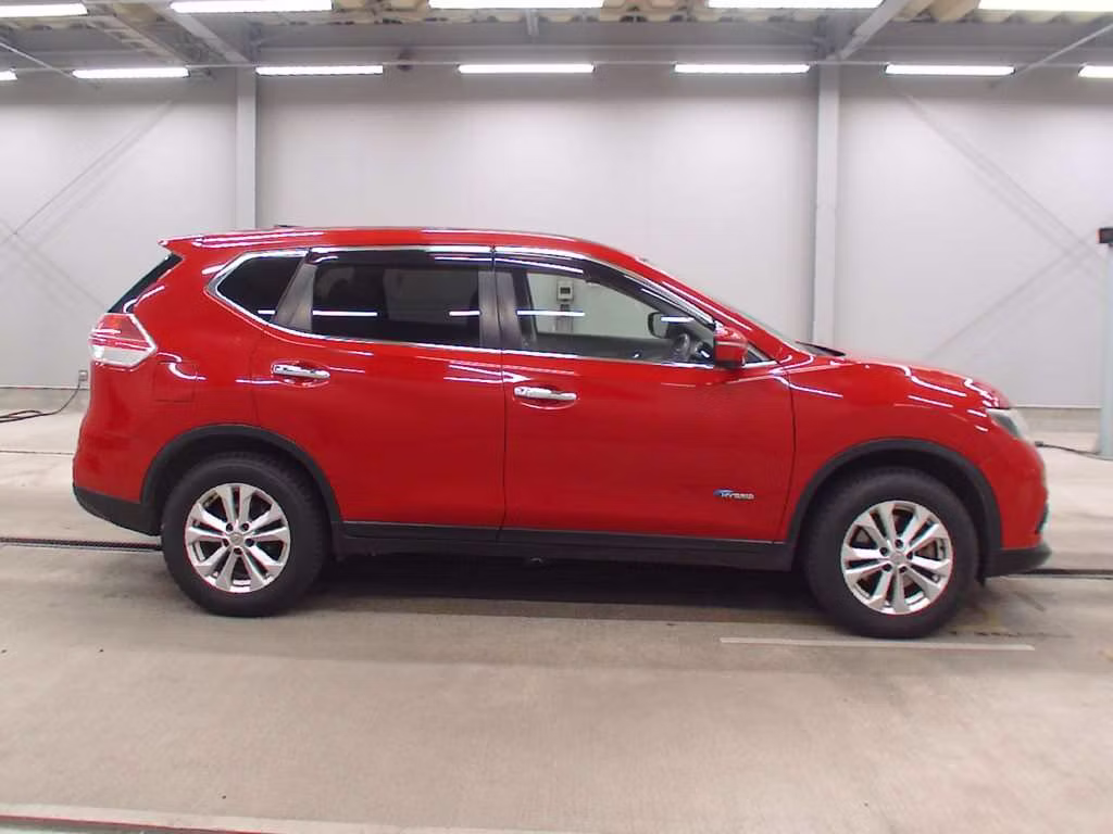 NISSAN X-TRAIL