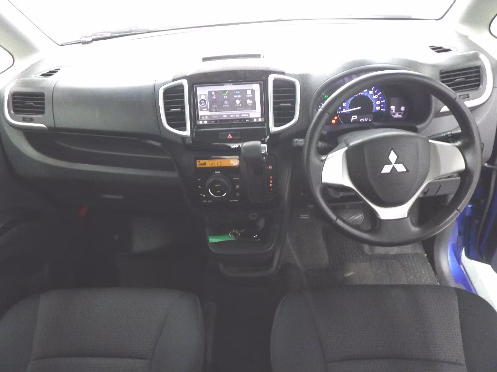 MITSUBISHI DELICA D:2