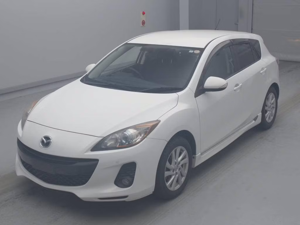 MAZDA AXELA