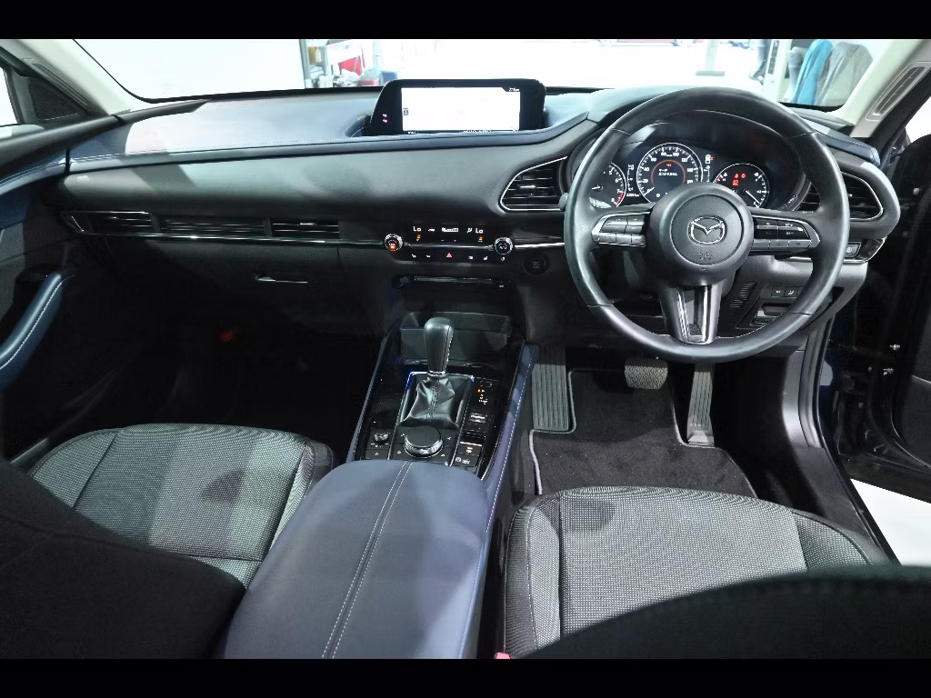 MAZDA CX-30