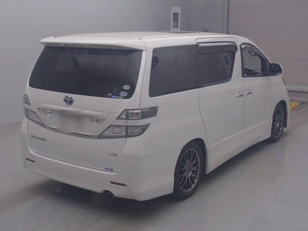 TOYOTA VELLFIRE