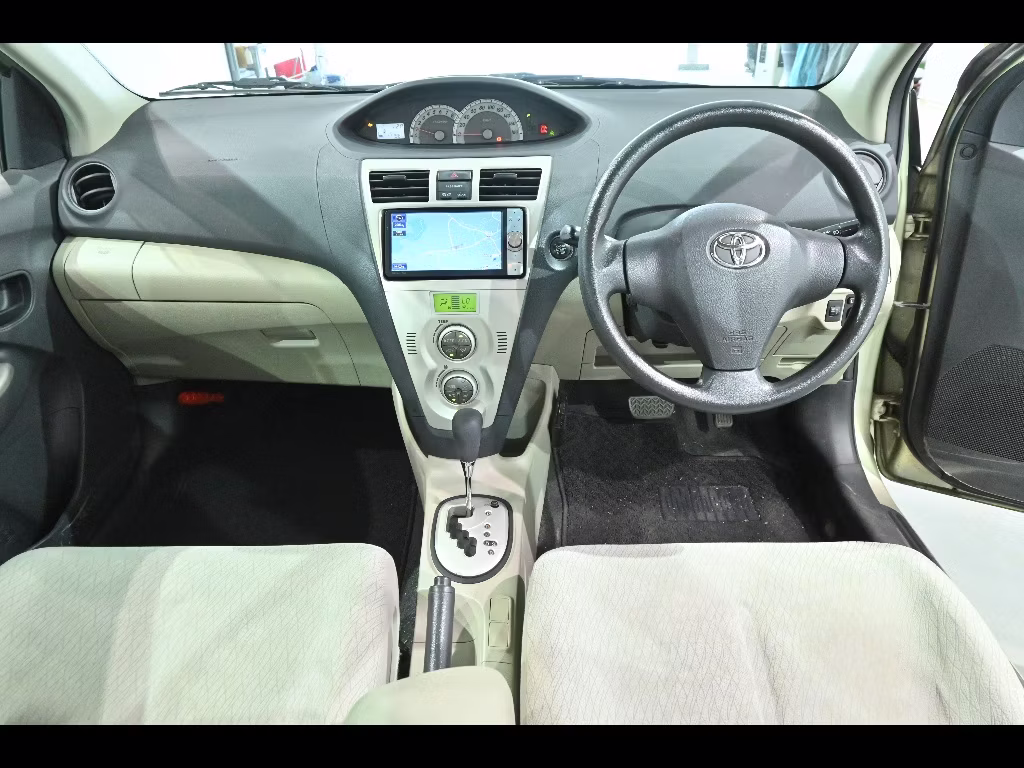 TOYOTA BELTA