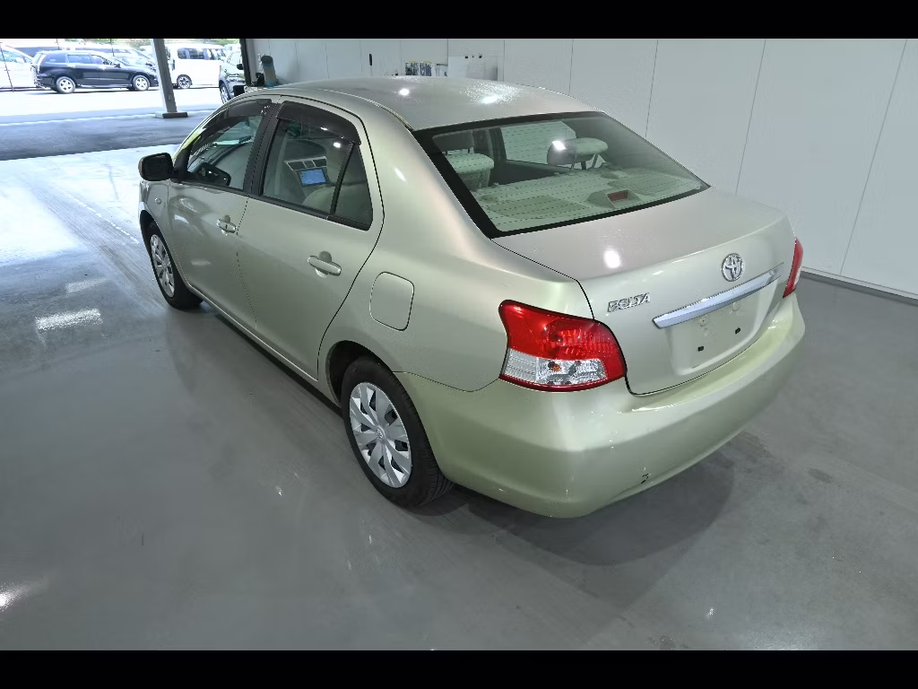 TOYOTA BELTA