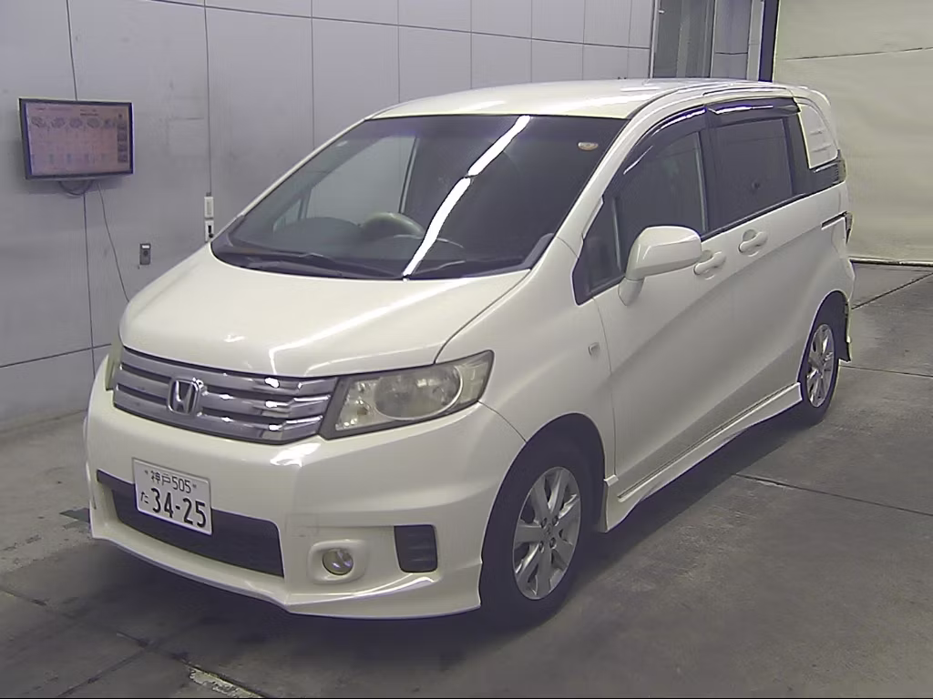 HONDA FREED SPIKE