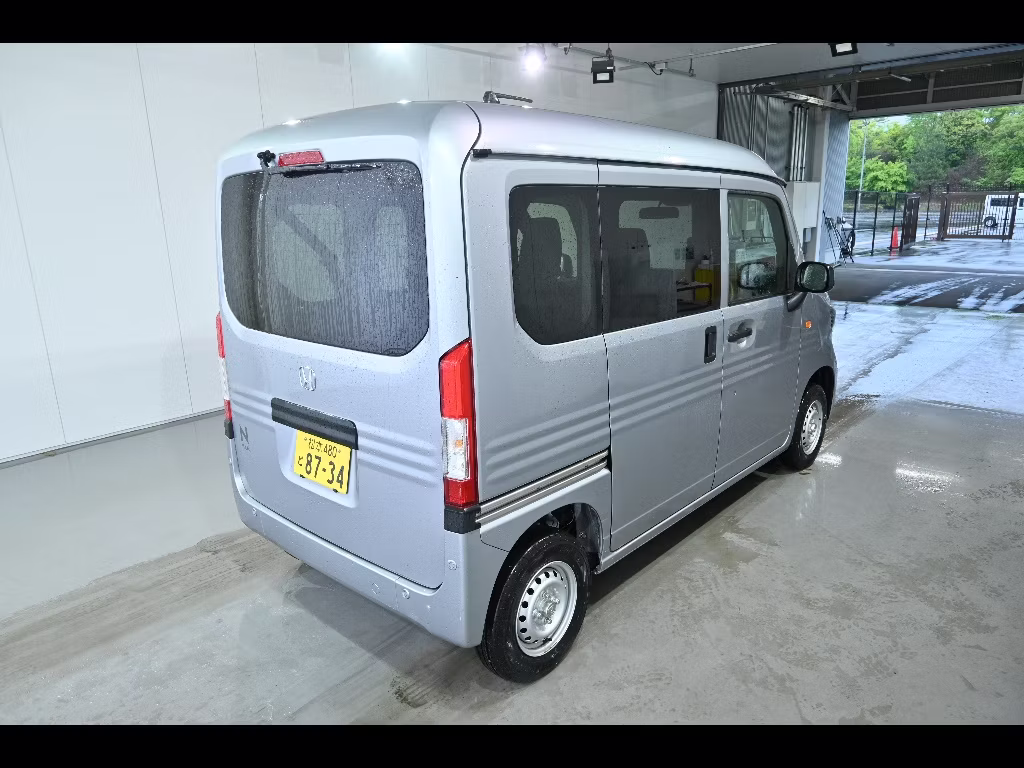 HONDA N-VAN