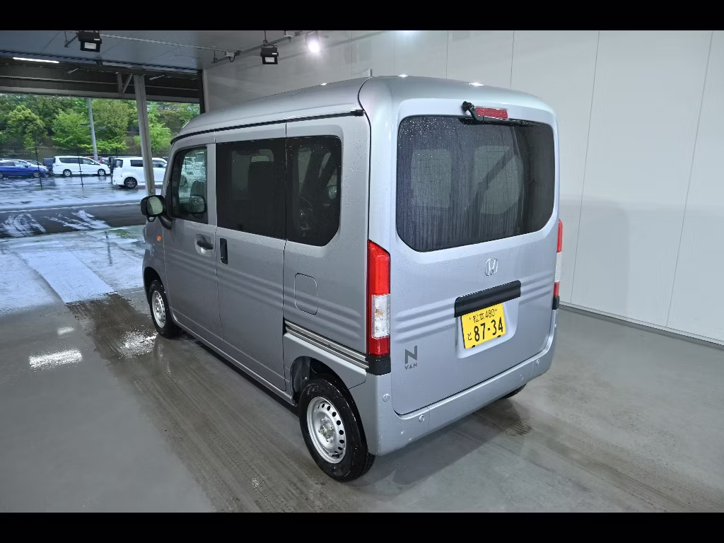 HONDA N-VAN