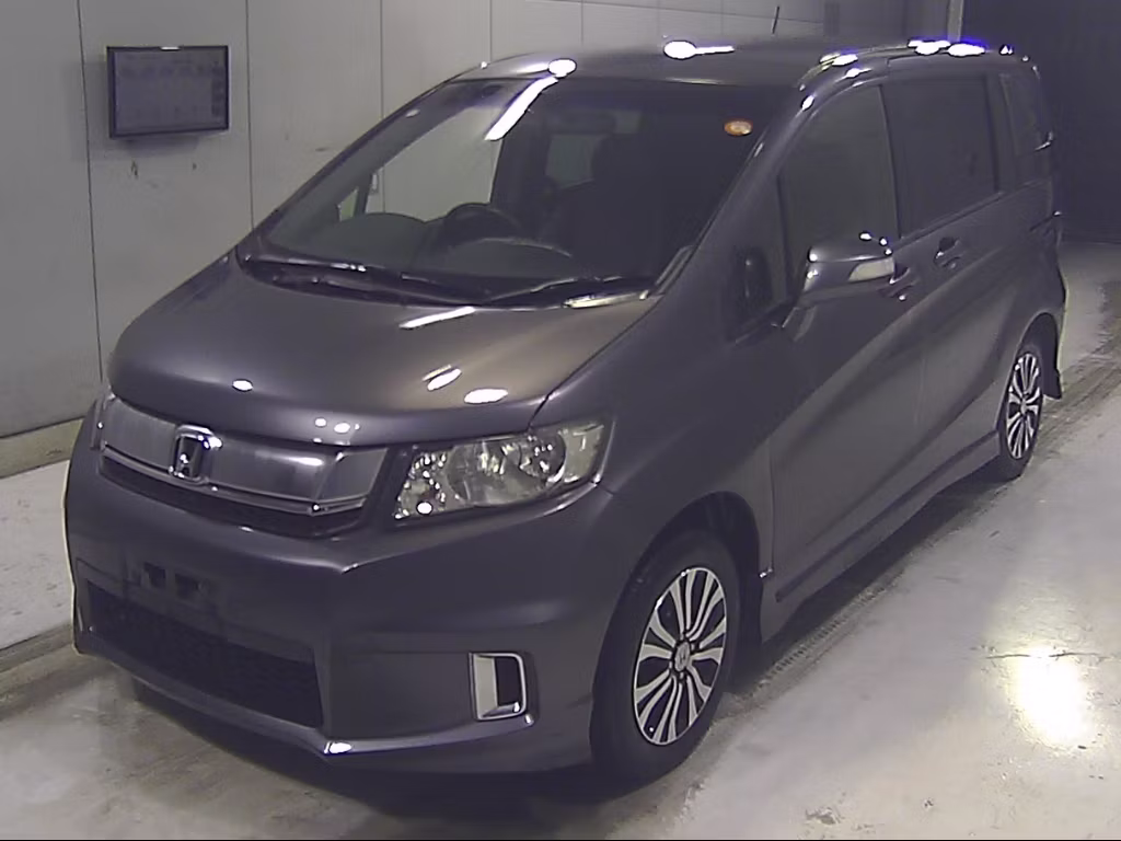 HONDA FREED SPIKE