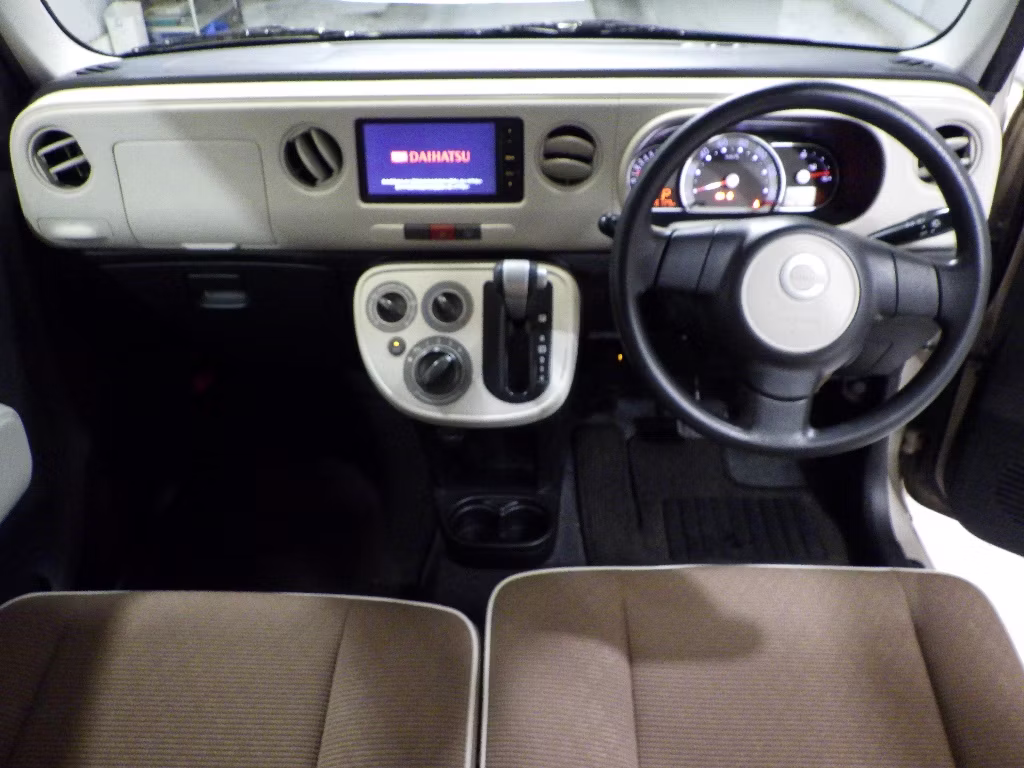 DAIHATSU MIRA COCOA