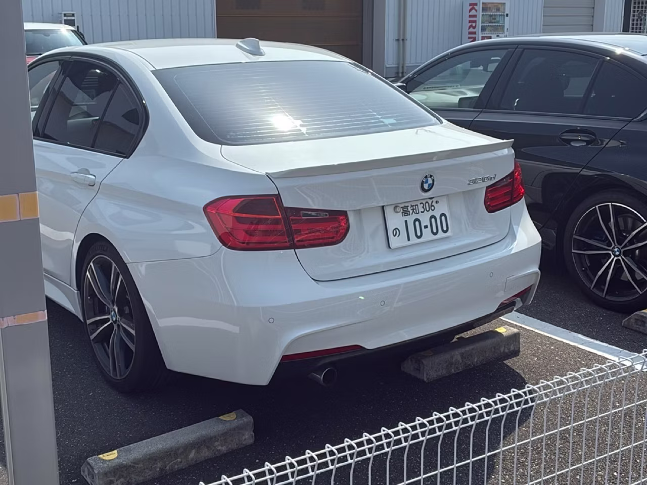 BMW 3-SERIES