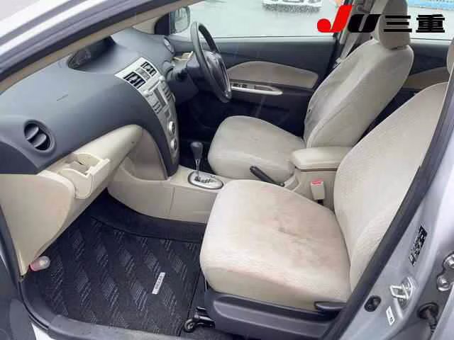 TOYOTA BELTA
