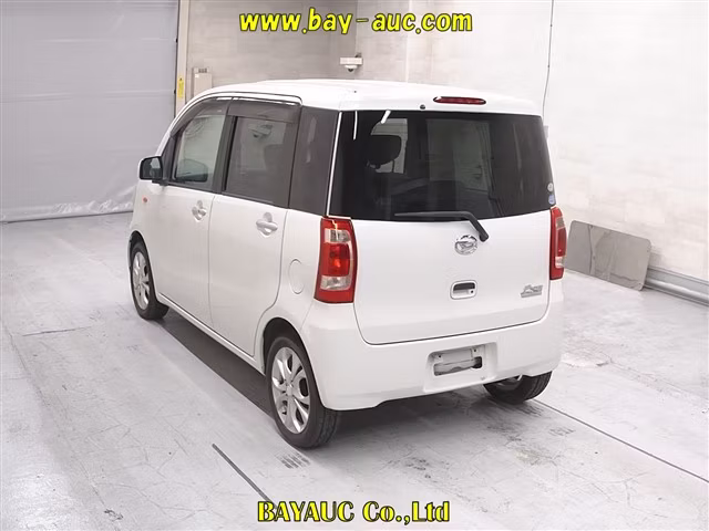 DAIHATSU TANTO EXE