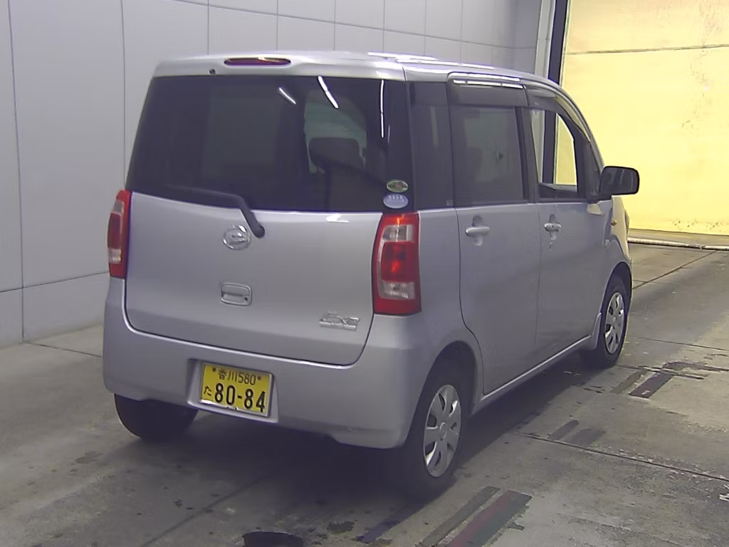 DAIHATSU TANTO EXE