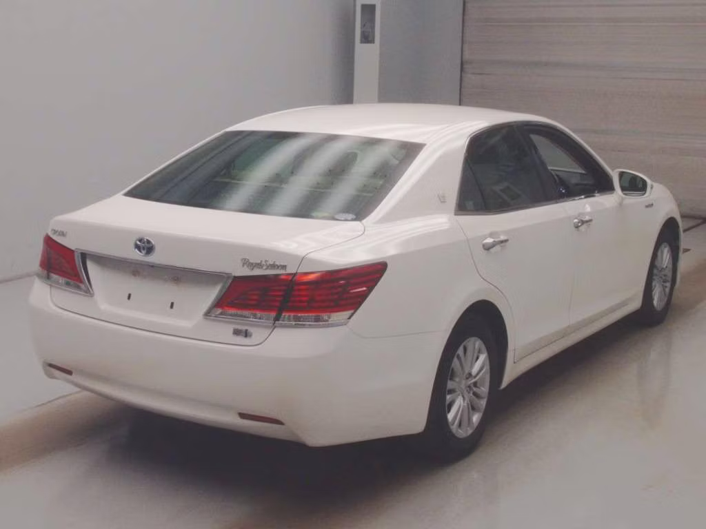 TOYOTA CROWN
