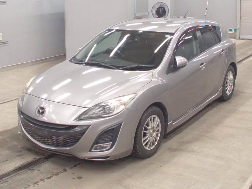 MAZDA AXELA