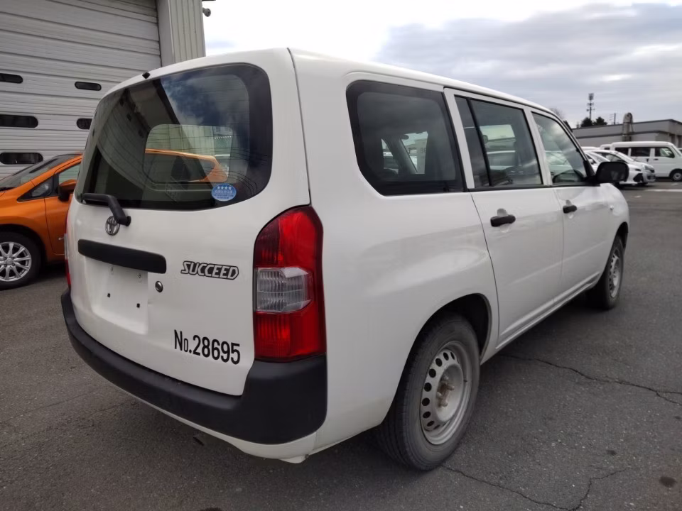 TOYOTA PROBOX
