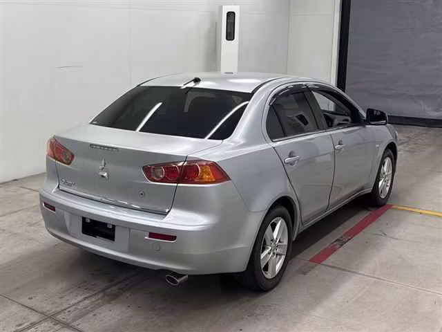 MITSUBISHI GALANT FORTIS