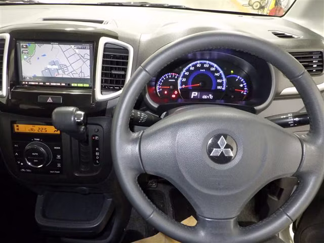 MITSUBISHI DELICA D:2