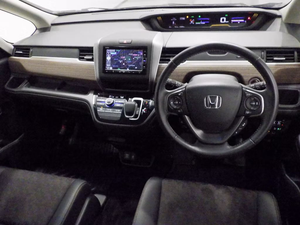 HONDA FREED+