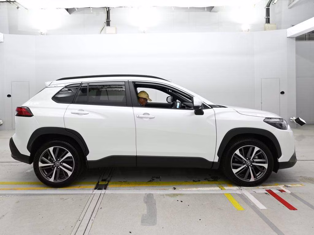 TOYOTA COROLLA CROSS