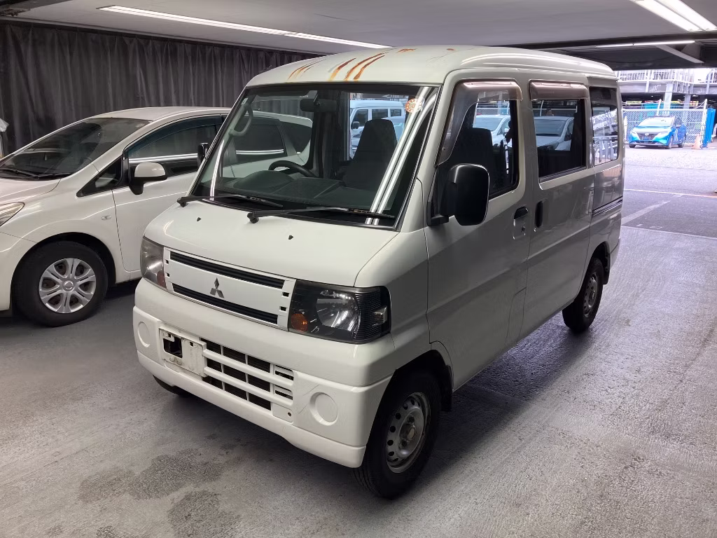 MITSUBISHI MINICAB