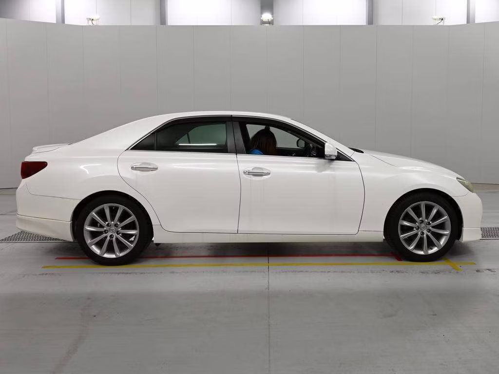 TOYOTA MARK X