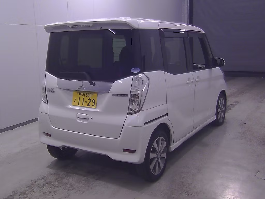 MITSUBISHI EK SPACE