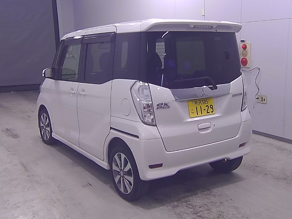 MITSUBISHI EK SPACE